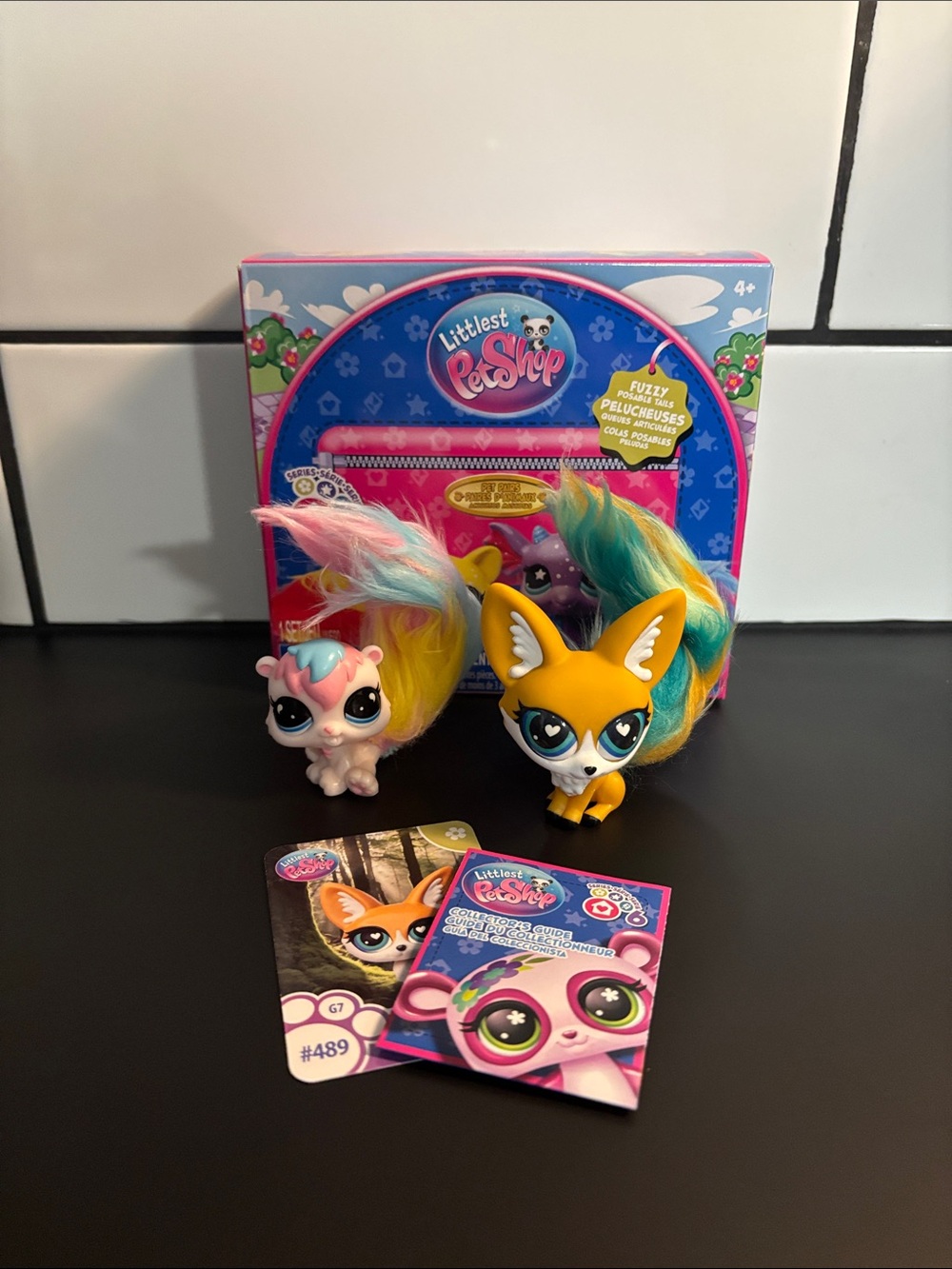 Littlest Pet Shop Twisted Tails Pet Pairs Series 6 Squirrel & Fox
